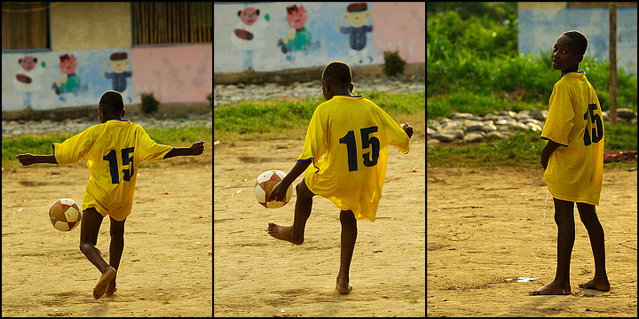 ecr0053o Nikon D700 Nikon 70/200 VR f/2.8 1/2000 sec f/5 ISO 320 Fotografia reportage ecuador materiale Nikon Simone Tossani